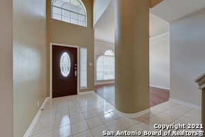 Foto del edificio - 2403 Enfield Grove Dr