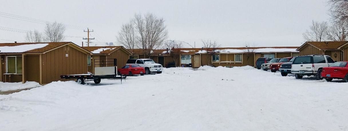 2 Bedroom Units - 420 Wilkes Dr