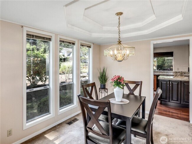 Building Photo - 3bd/2.5ba Woodinville House