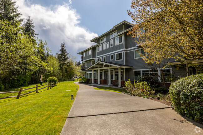 Lynwood Center Apartments under $700 - Bainbridge Island, WA - 3 ...