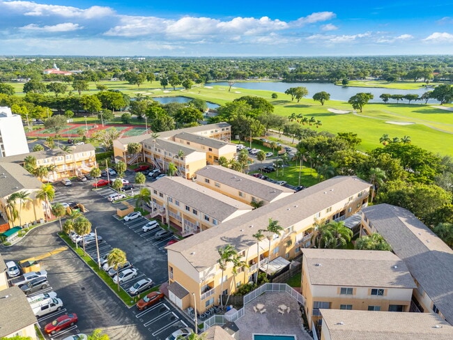 Foto del edificio - 6235 SW Kendale Lakes Cir