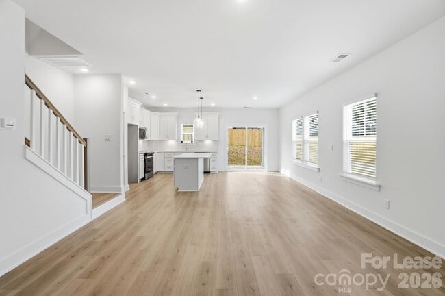 Foto del edificio - 3945 Tillman Rd