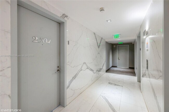 Building Photo - 1300 S Miami Ave