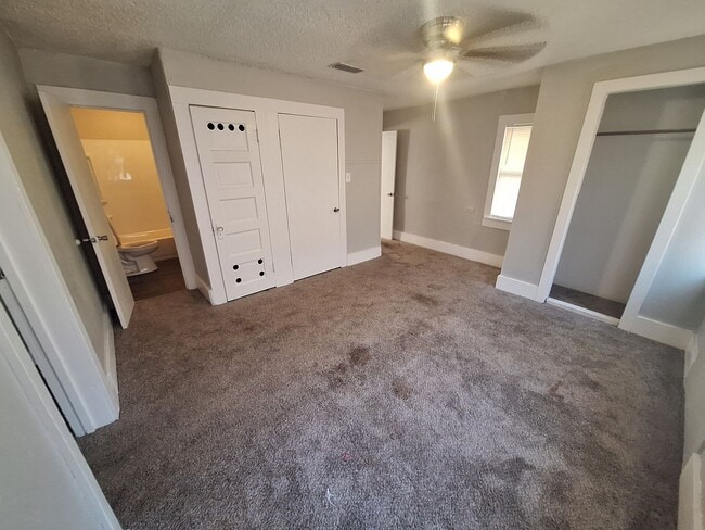 Foto del edificio - 3 bedroom, 1 bath