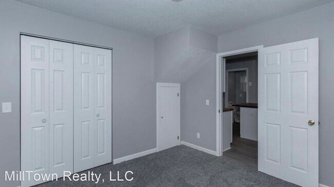 Building Photo - 3 br, 1 bath House - 1429 W 15th St