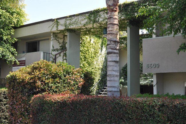 Foto del edificio - 6509 Seville Rd