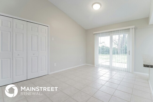 Building Photo - 8111 Elsee Dr