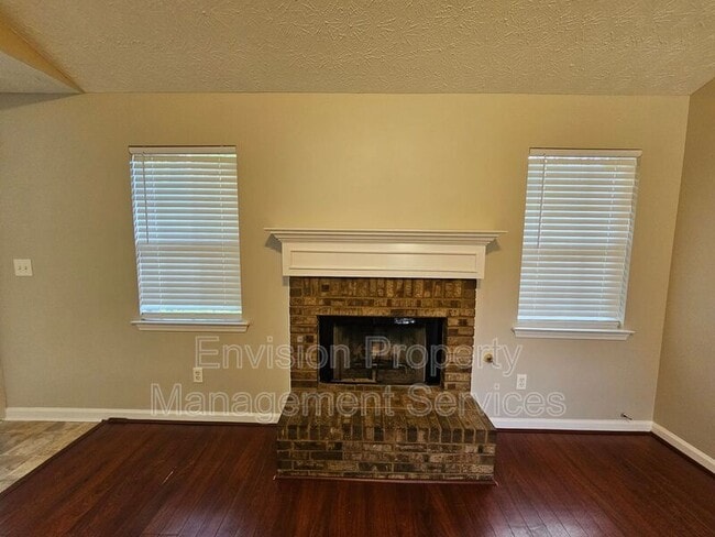 Building Photo - 1775 Graystone Dr