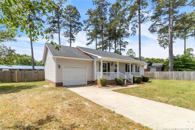 Foto del edificio - 7241 Avila Dr