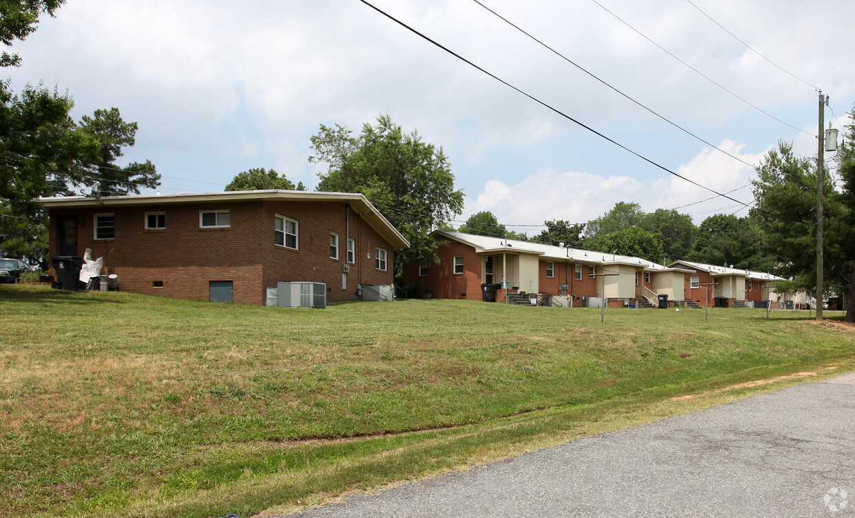 Building Photo - Linwood Apartments