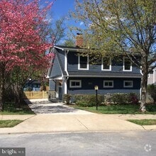 Building Photo - 5705 Crawford Dr