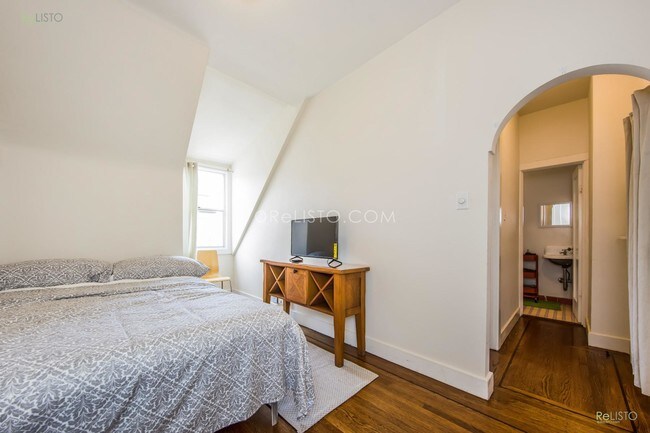 Foto del edificio - Haight Ashbury | Studio | Eat-In Kitchen