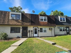 Building Photo - 407 Saracino Dr