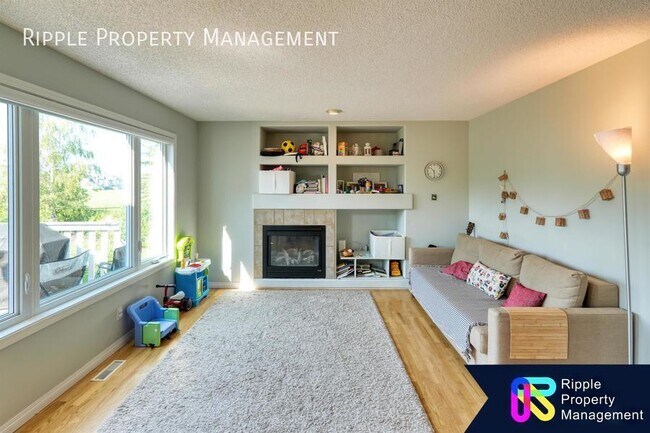 Building Photo - Modern 3 Beds, 2.5 Baths | Available 09/01...