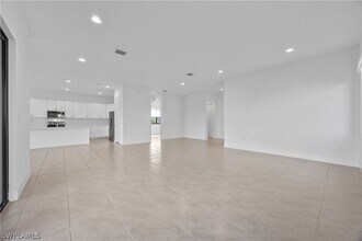 Building Photo - 5032 Frattina St.