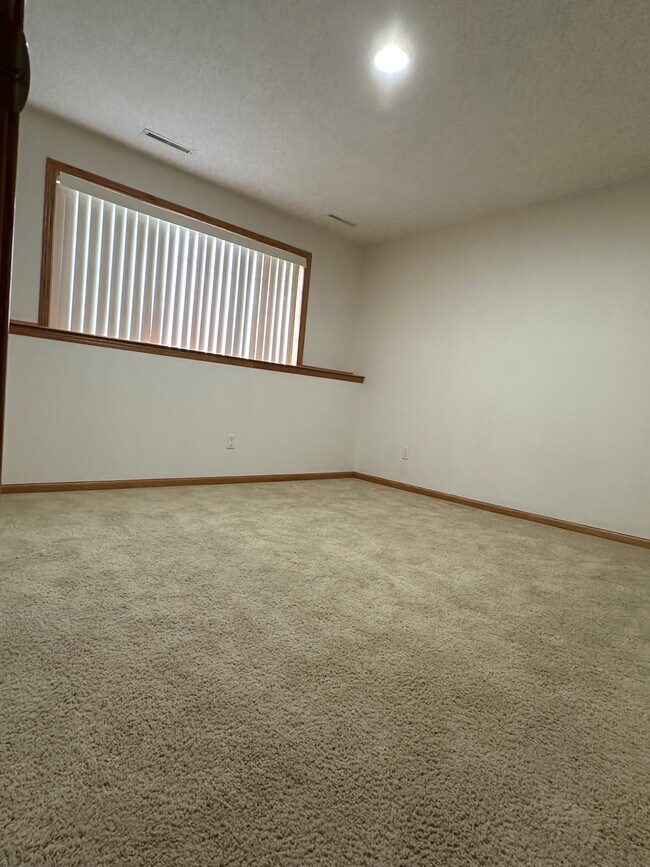 Foto del edificio - 6287 Fairway Dr NW