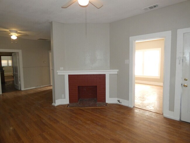 Foto del edificio - 1436 N 10th St