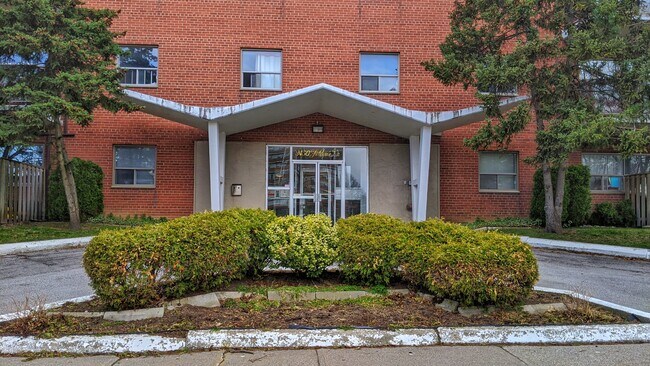 Photo du bâtiment - Fieldgate Apartments