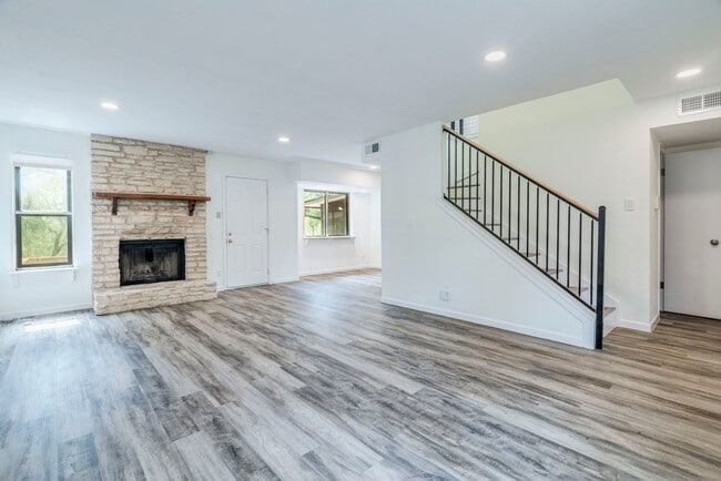 Building Photo - 12341 Havelock Dr