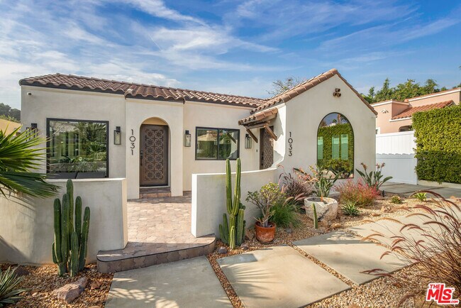 Foto del edificio - 1033 Havenhurst Dr