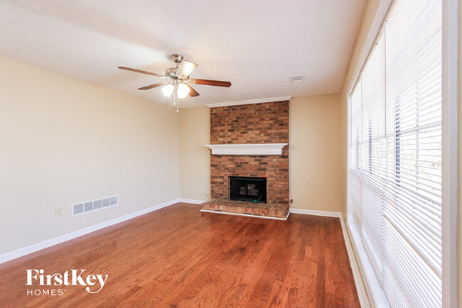 Foto del edificio - 1076 Plantation Blvd SE
