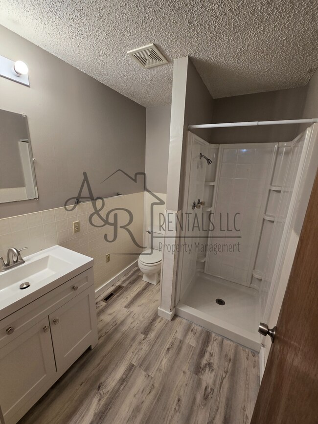 Foto del edificio - 215 W Forest St