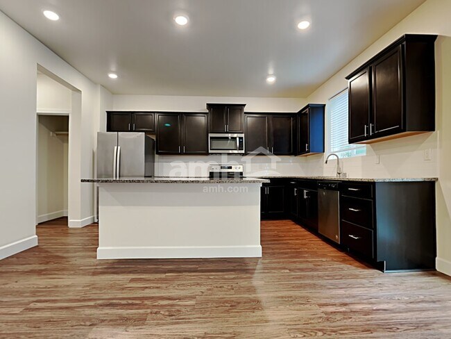Foto del edificio - 19315 17th Avenue Court E