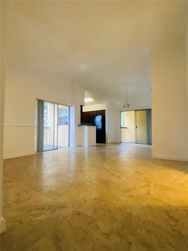 7620 Westwood Dr Unit 219, Tamarac, FL 33321 Condo for Rent in