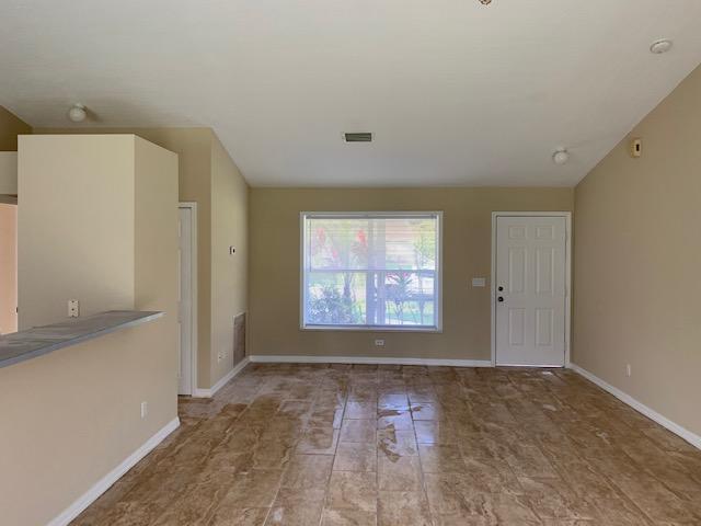 Building Photo - 573 NW Turton Terrace
