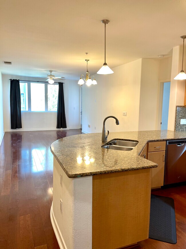 Foto del edificio - 5501 DeMarcus Blvd #472