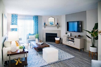 Building Photo - Ventana Townhomes