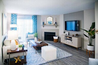 Building Photo - Ventana Townhomes