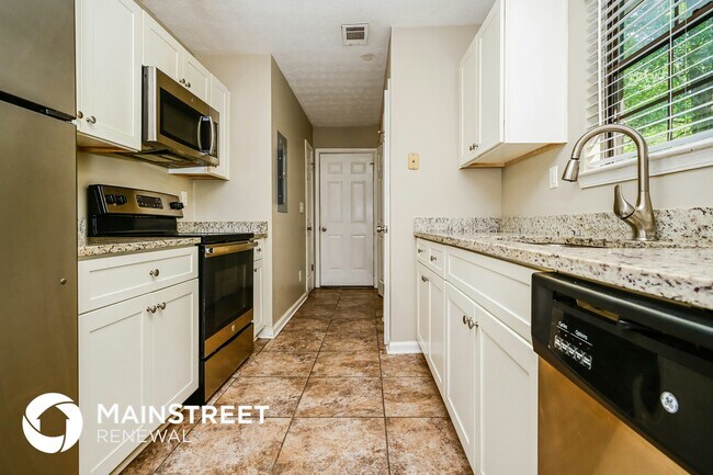 Foto del edificio - 148 Adrian Dr