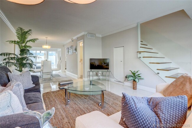 Foto del edificio - 5450 N Ocean Blvd