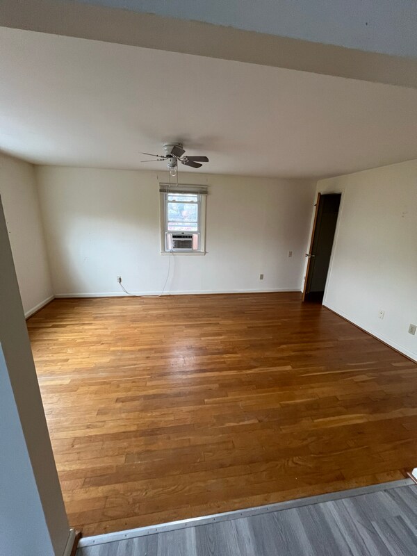 Foto del edificio - 153 N Charlevoix Pl