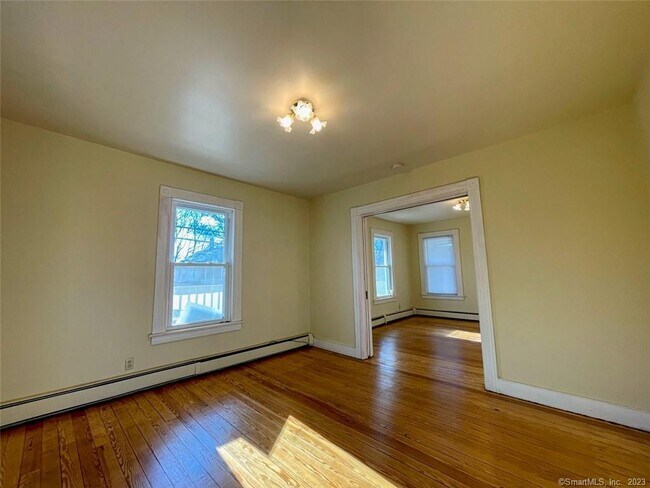 Building Photo - 36 Wolcott Ave