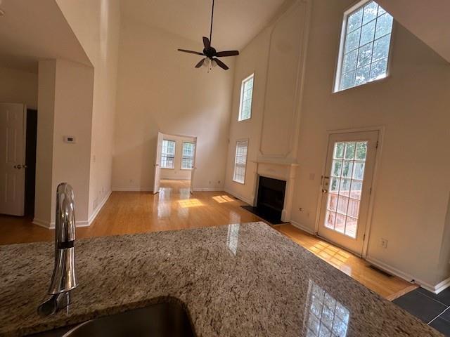 Foto del edificio - 145 Glenside Ln