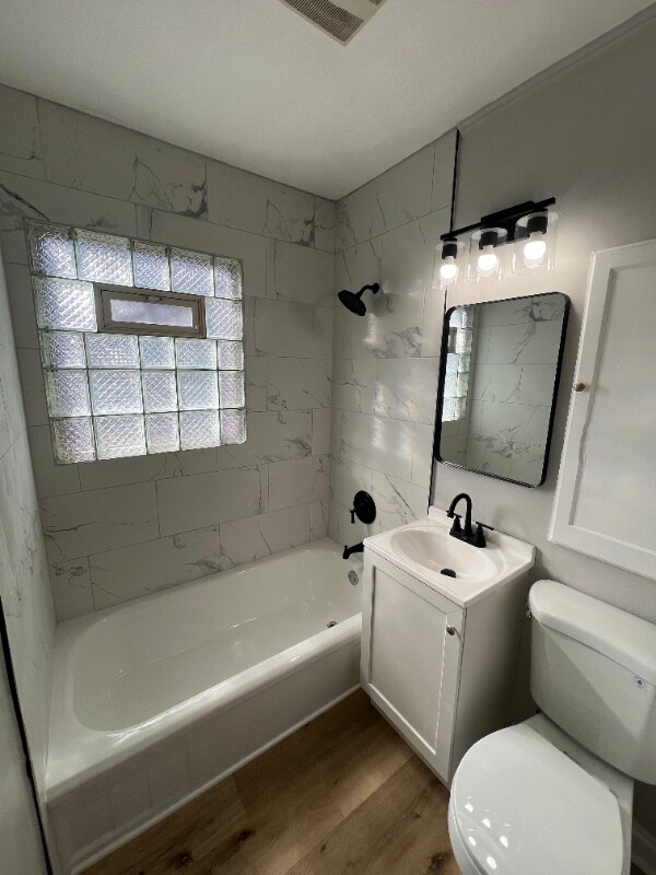 Foto del edificio - 6049 N 39th St