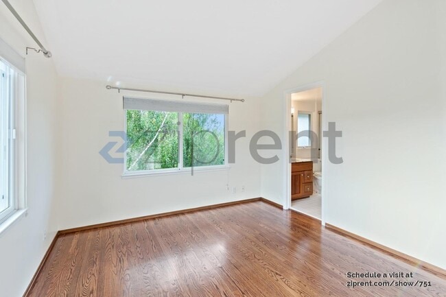 Building Photo - 107 Warfield Dr