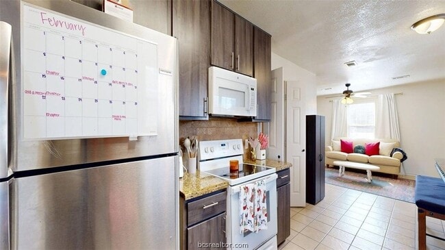 Building Photo - 1113 Gridiron Dr