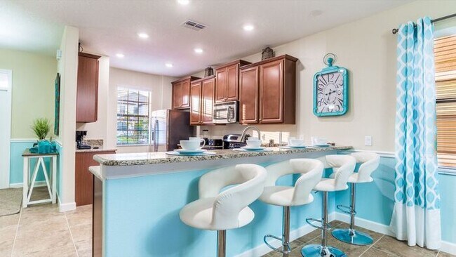 Building Photo - BTR1463