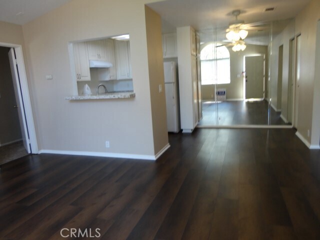 Building Photo - 64 Gavilan