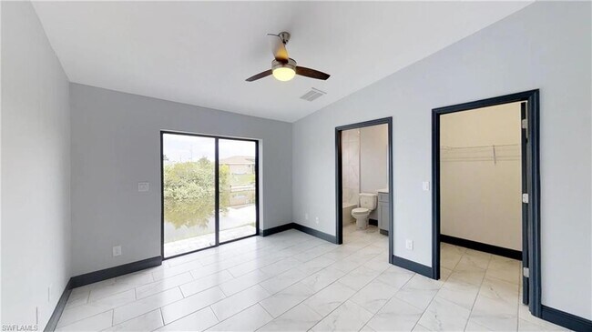 Foto del edificio - 1315-1315 NE 8th Pl