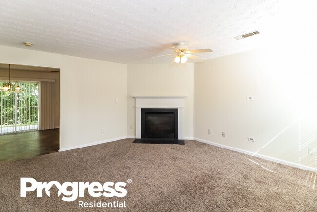 260 Springbottom Ct SE photo'