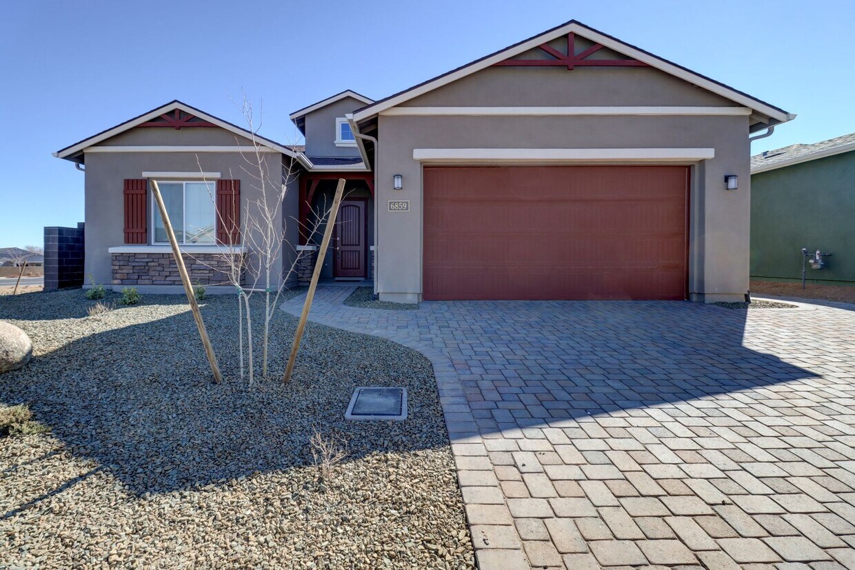 Primary Photo - 3 bedroom 2 bathroom in Deep Well Ranch's ...