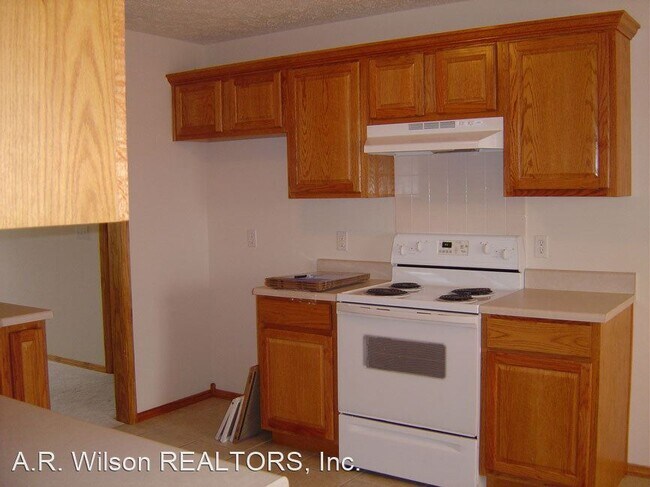 Building Photo - 3 br, 2 bath House - 802 WATERFORD BLVD.