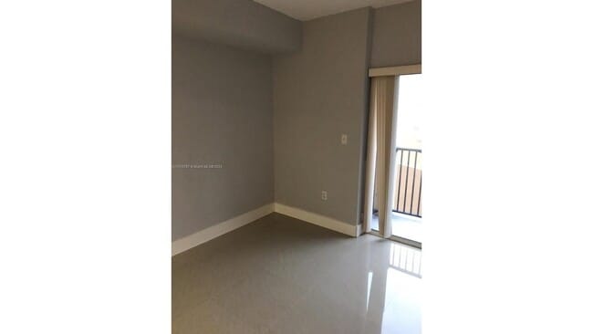 Building Photo - 3410 Coral Wy