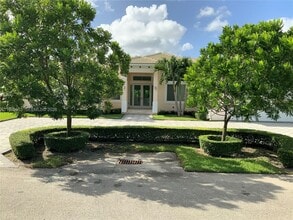 Building Photo - 12308 SW 94th Pl