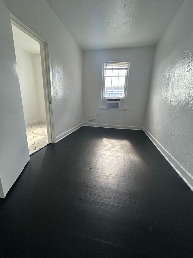 Foto del edificio - 523 24th St