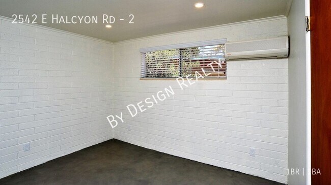 Foto del edificio - Hedrick Acreage 1 Bed 1 Bath Guest House - Recent Remodel - ALL UTILITIES INCLUDED